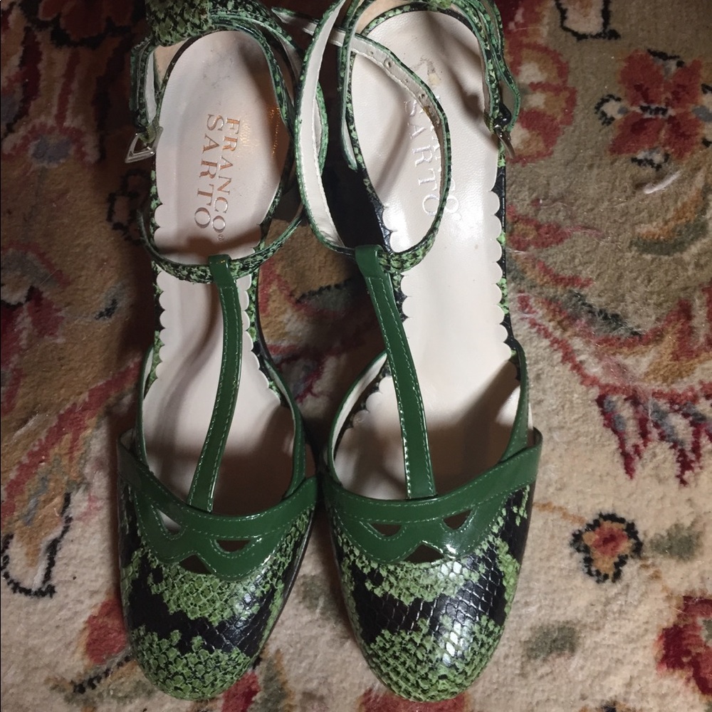 Franco Sarto Green Snake Skin Pattern  Heels